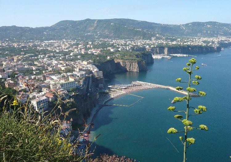 Residenza Regina Margherita Castellammare di Stabia Extérieur photo