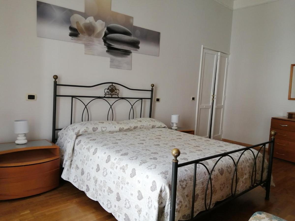 Residenza Regina Margherita Castellammare di Stabia Extérieur photo